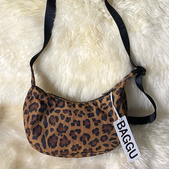 NWT Baggu Small Crescent Bag - Leopard - Picture 3 of 11